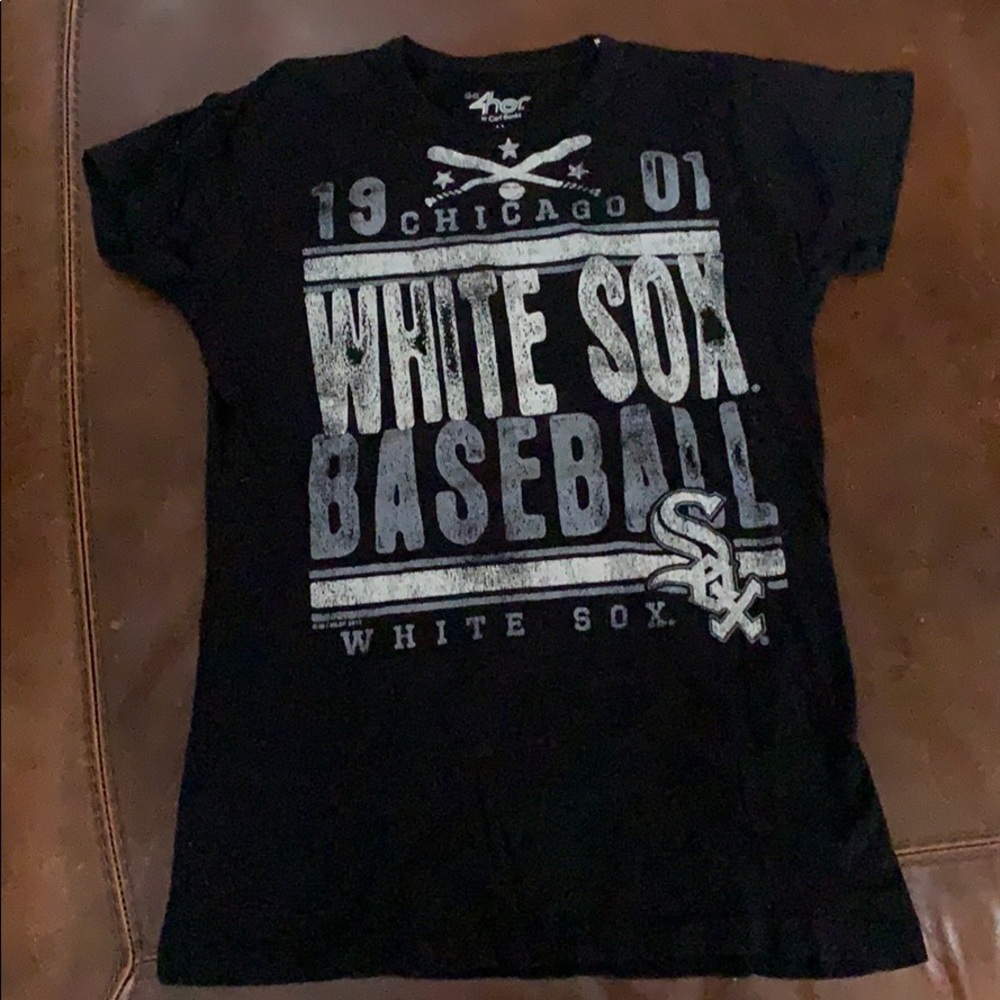 M Chicago White Sox t shirt New